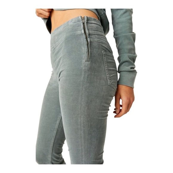 Free People "In My Feelings " Velvet Crop Slim Flare Pants - Size Large- NWOT - Picture 8 of 15